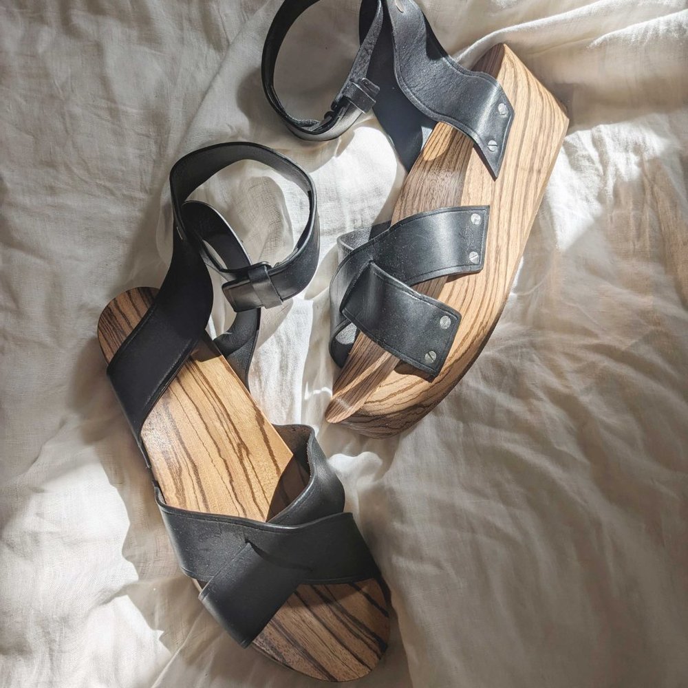 PROENZA SCHOULER leather platform sandals with hidden angle buckle